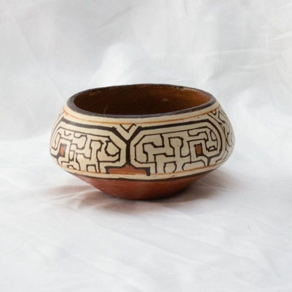 Antique Shipibo-Conibo Peru Polychrome Pottery Bowl Kené Design Ayahuasca Vision - Picture 3 of 8
